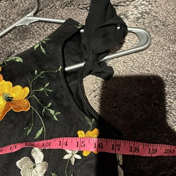 ECI New York Embroidered Floral Mesh Overlay Swing sleeveless party Dress - Picture 7 of 13